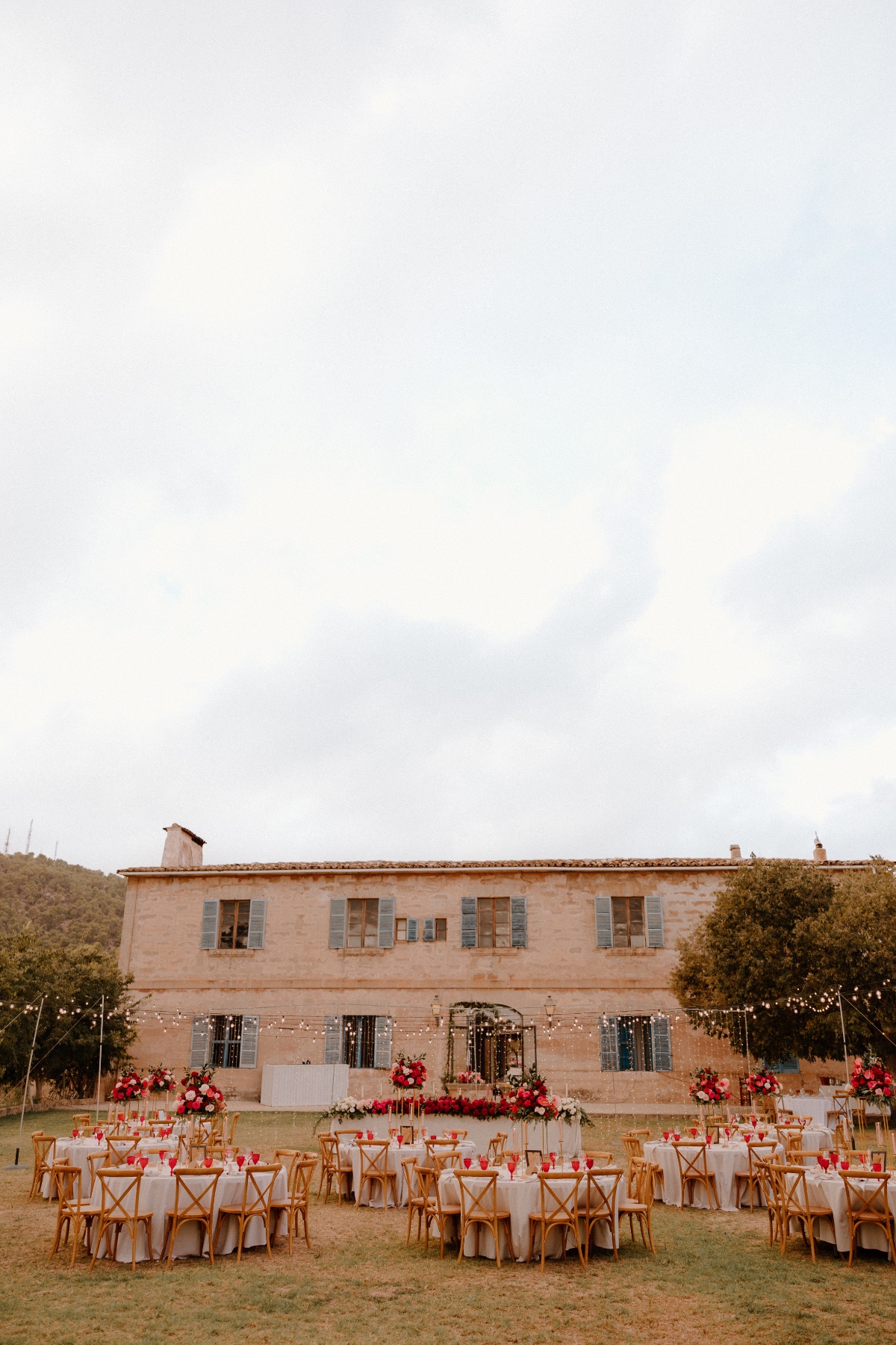 al fresco courtyard wedding reception