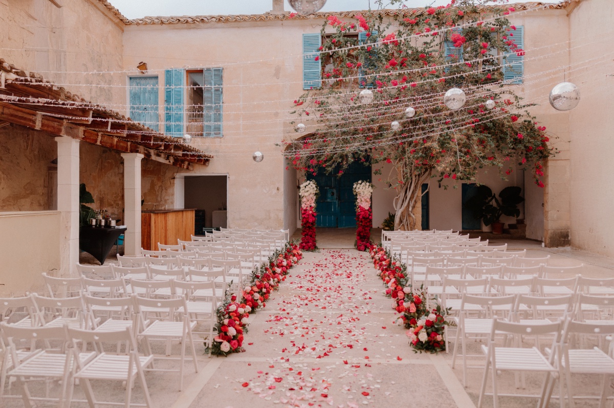 pink white and red wedding flowers