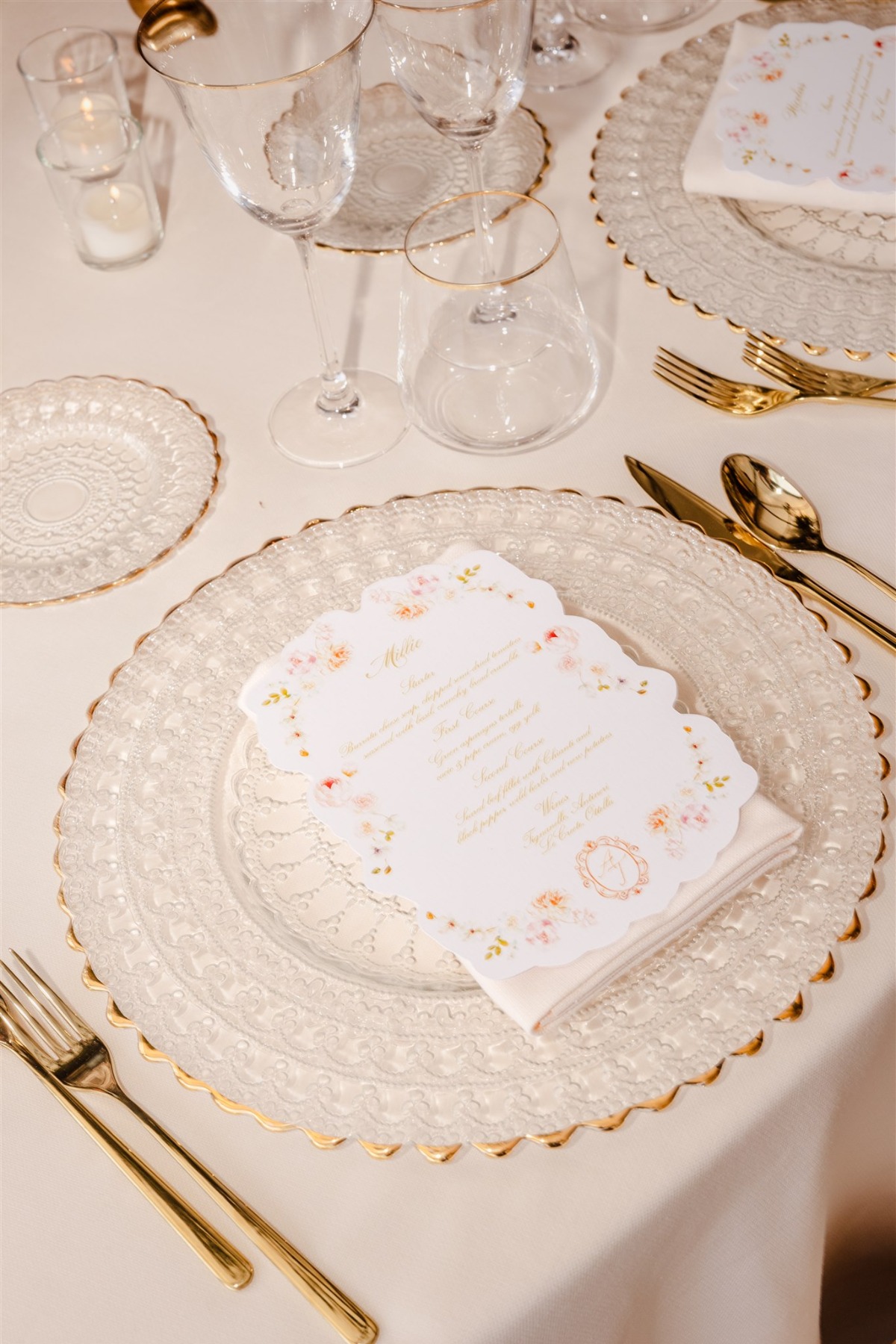 classic blush wedding tablescape ideas