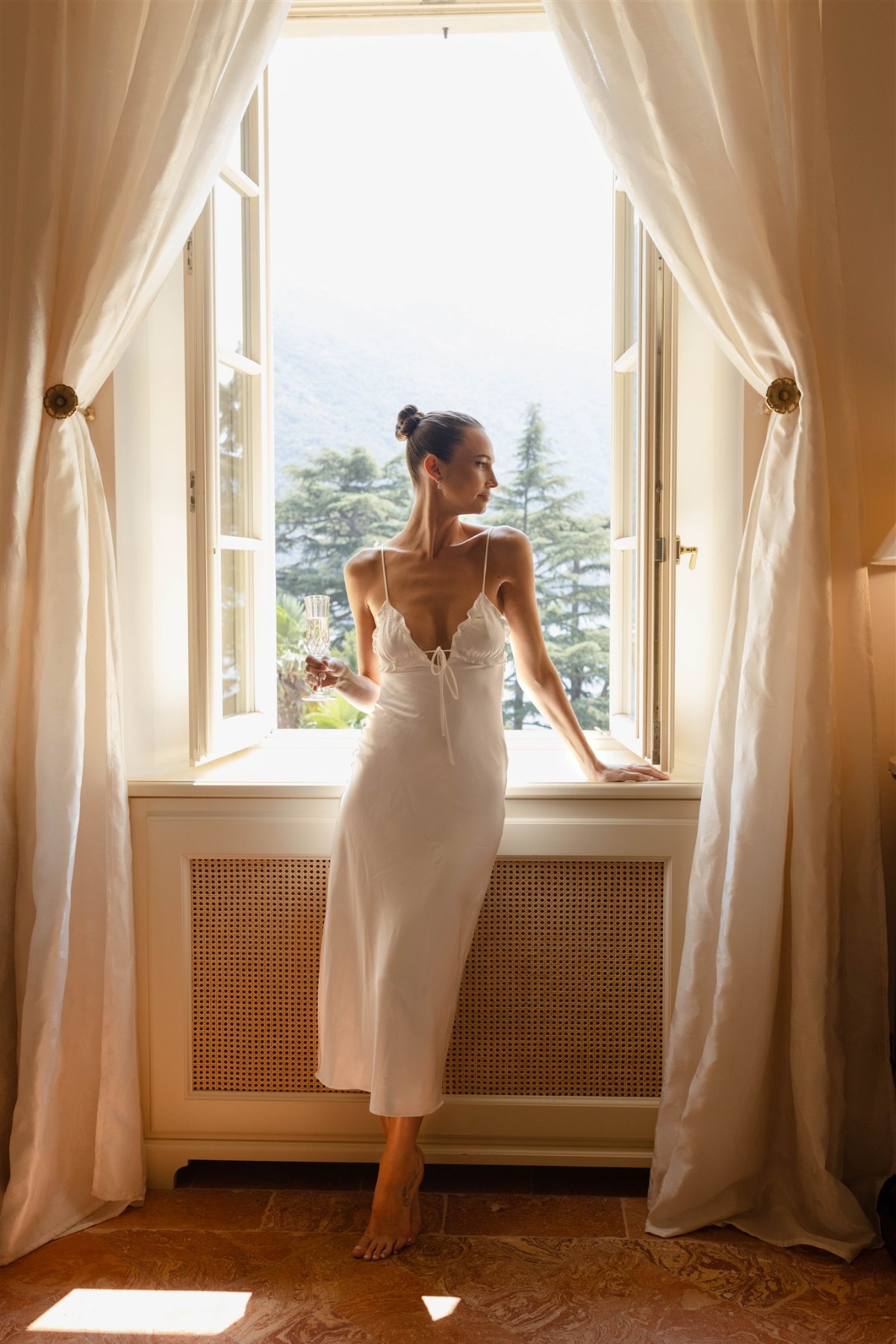 bride getting ready at lake como