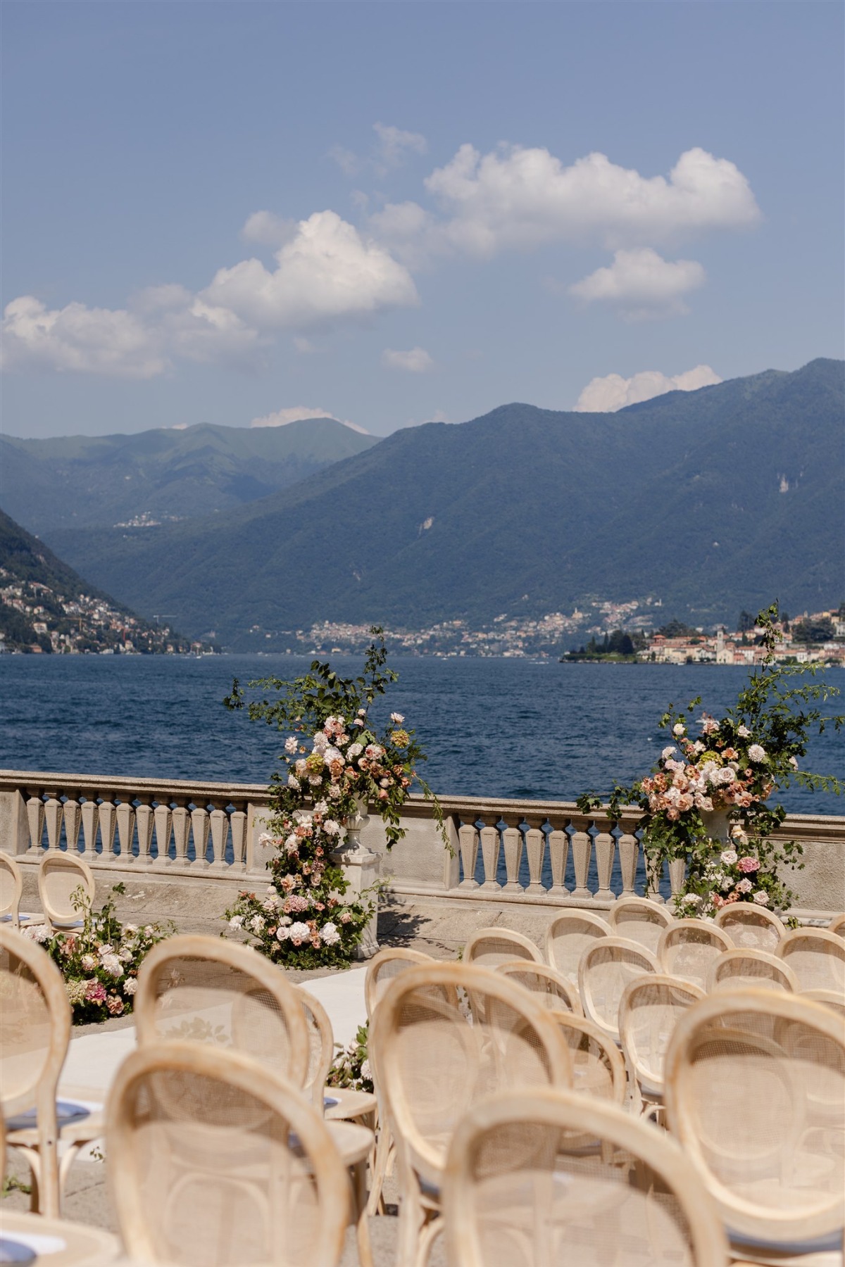 abstract floral pillars in blush for lake como wedding