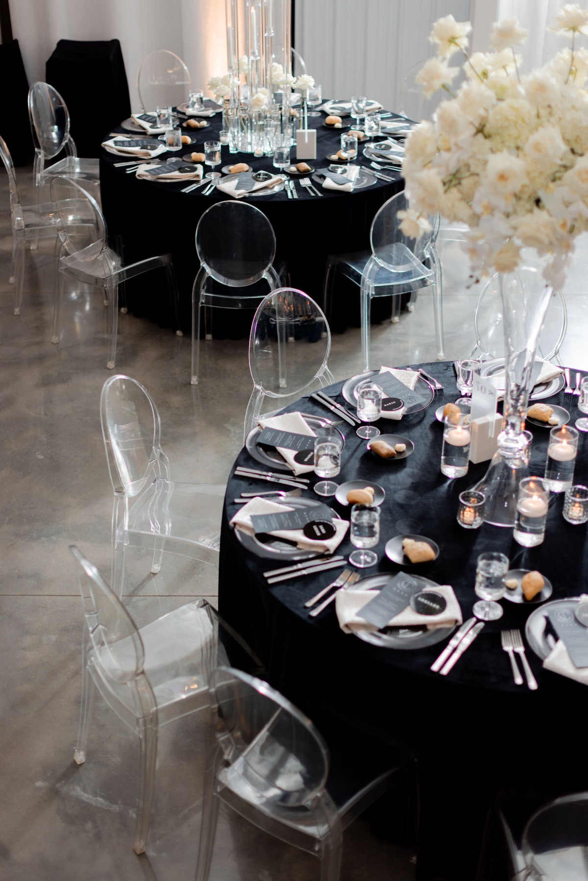  black and white round tables for weddings