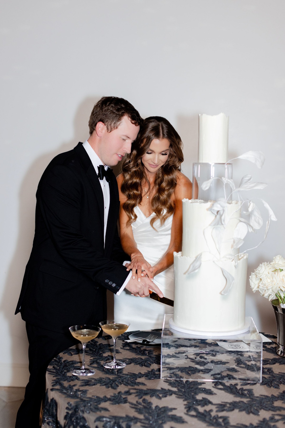 modern wedding cake with acrylic floating tier