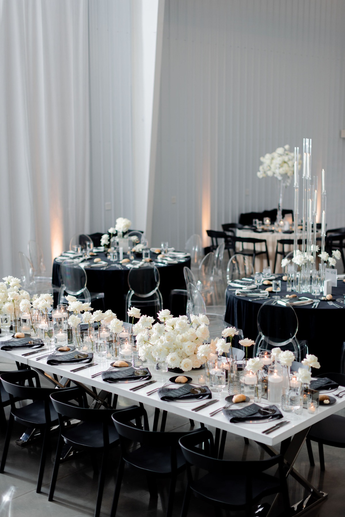 The perfect blueprint for a modern monochromatic wedding