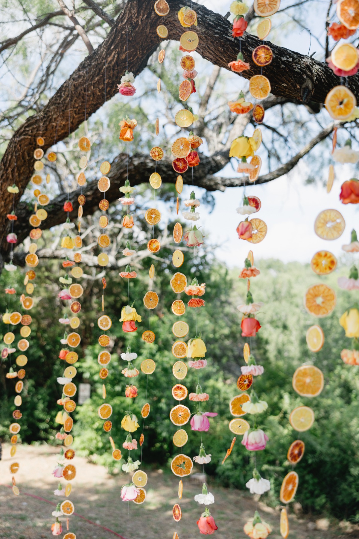 dried citrus garland with flowers for wedding