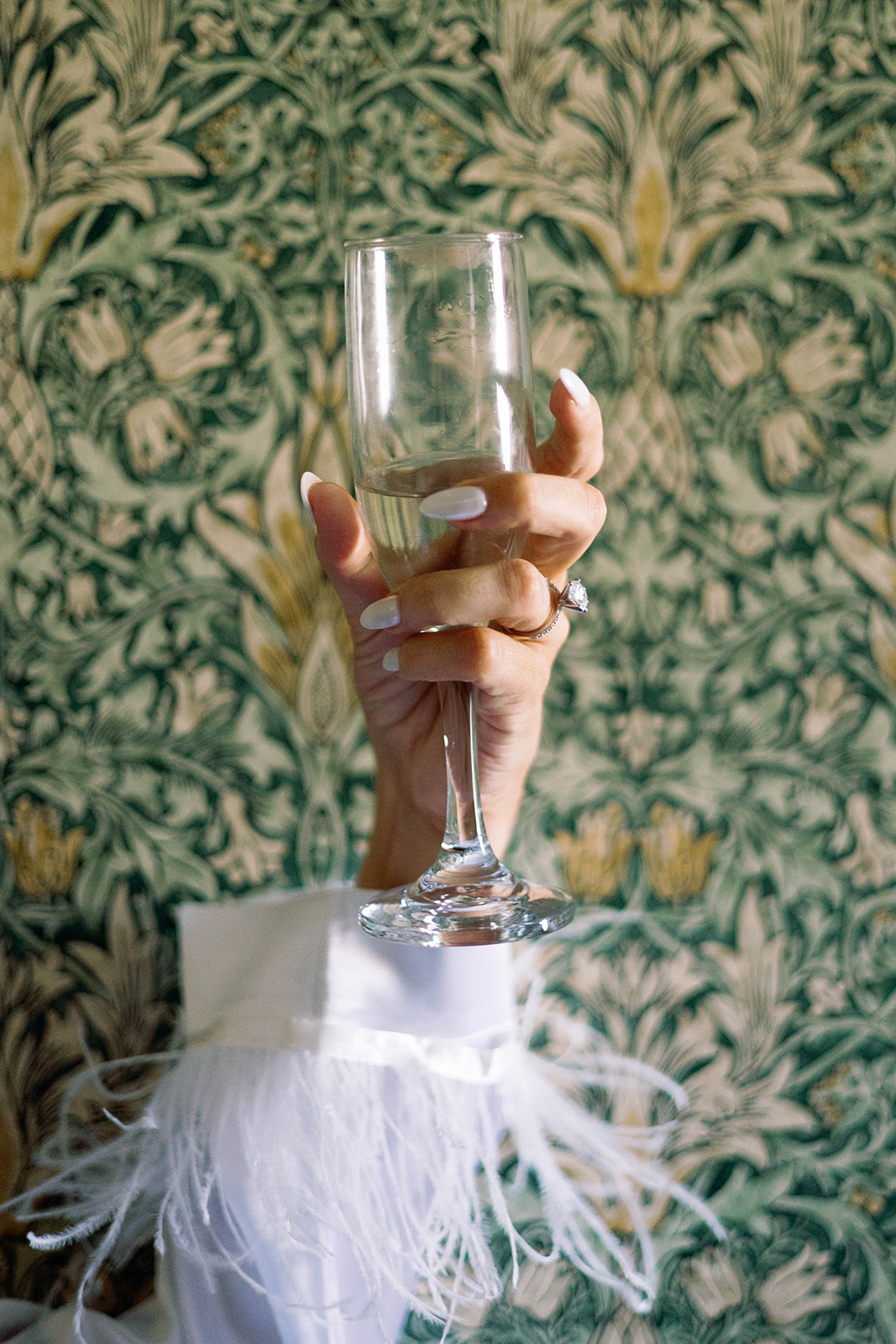 champagne photo ideas for weddings