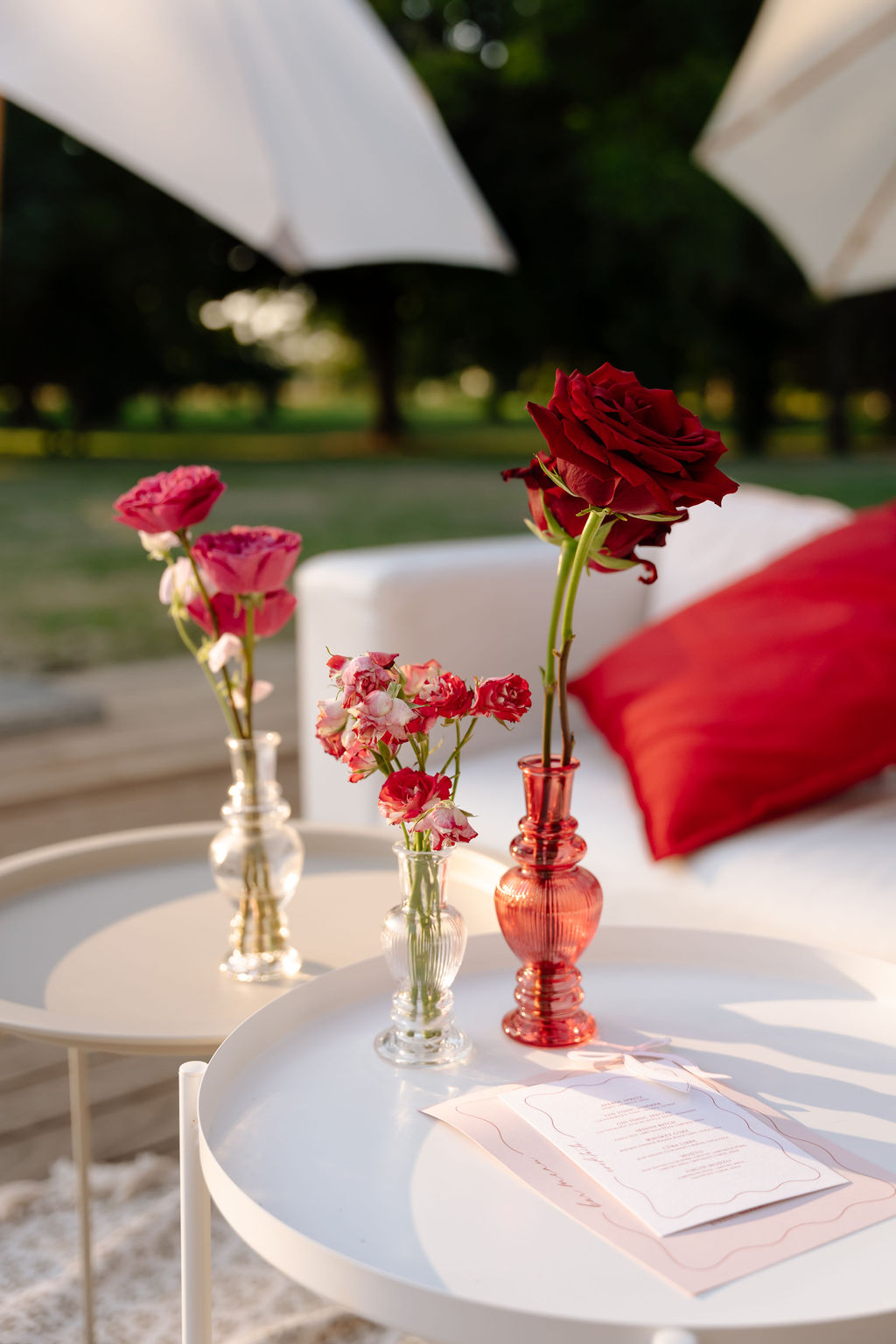 red and pink wedding lounge ideas