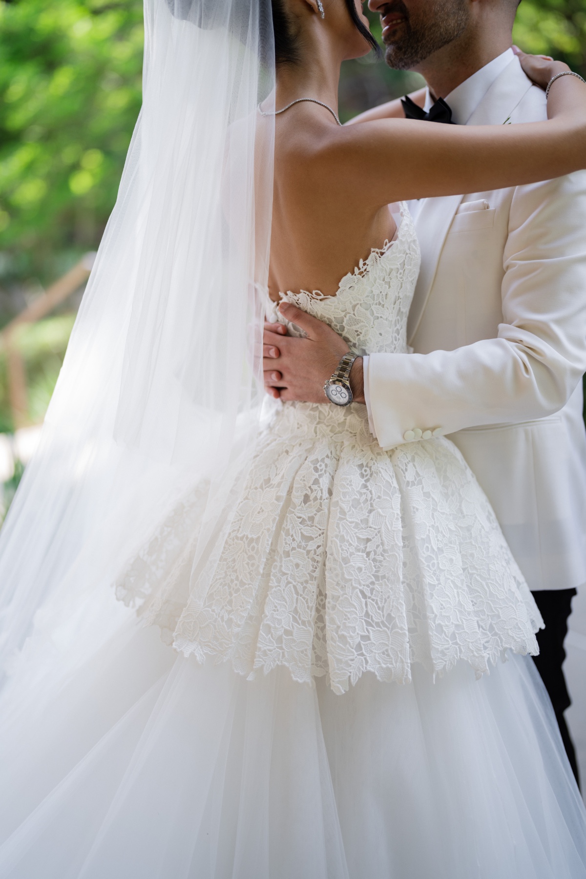 25 Of The Most Stunning Wedding Dresses That Stole The Spotlight