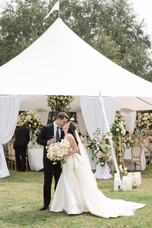 An Intimate, Tented Brunch Wedding Under Sailcloth in Seaside, Florida