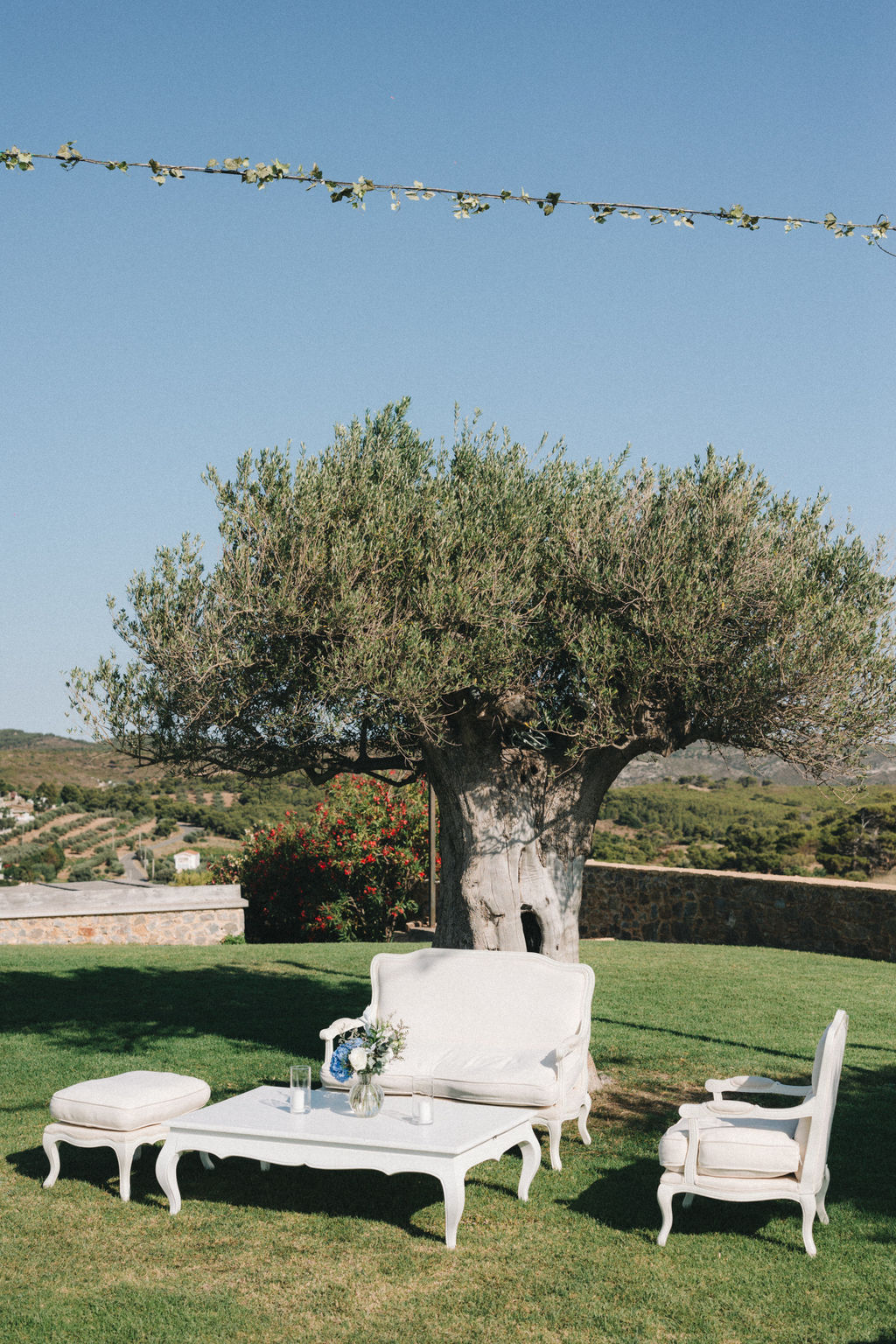 vintage white outdoor lounge for wedding