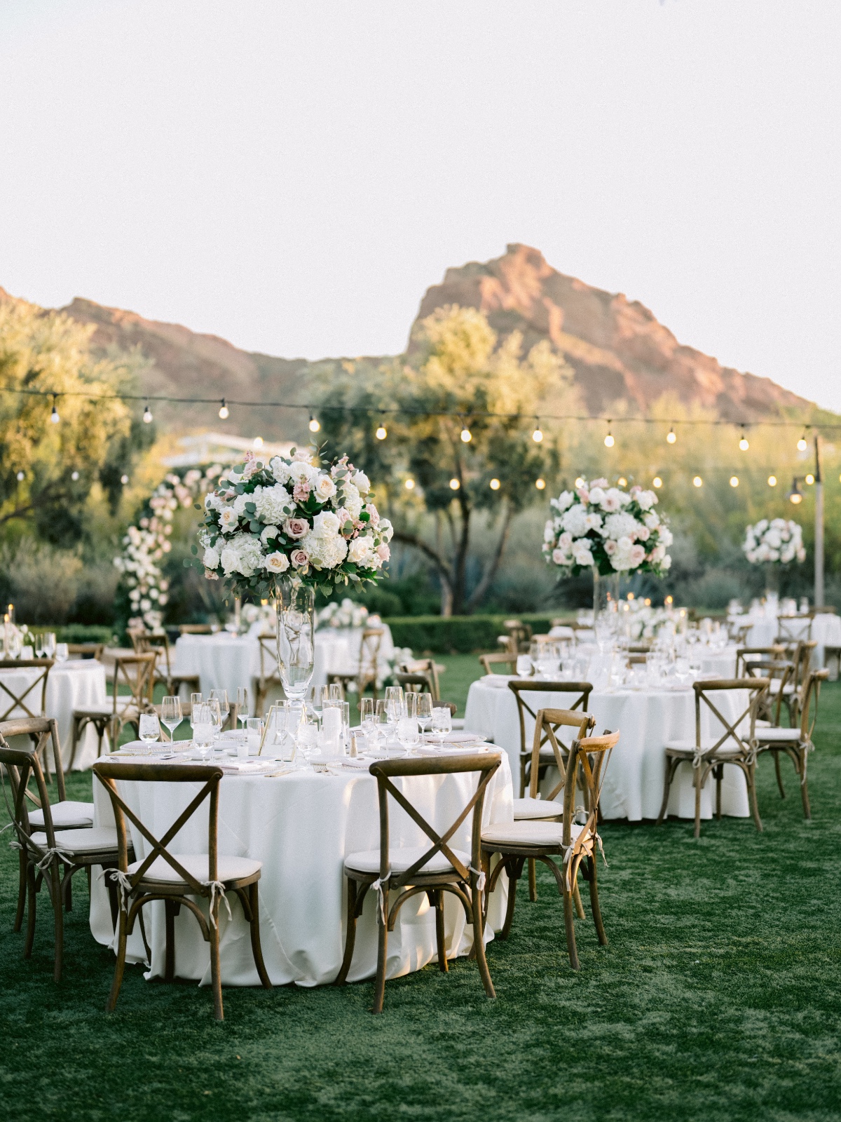 ivory and blush outdoor wedding reception in arizona