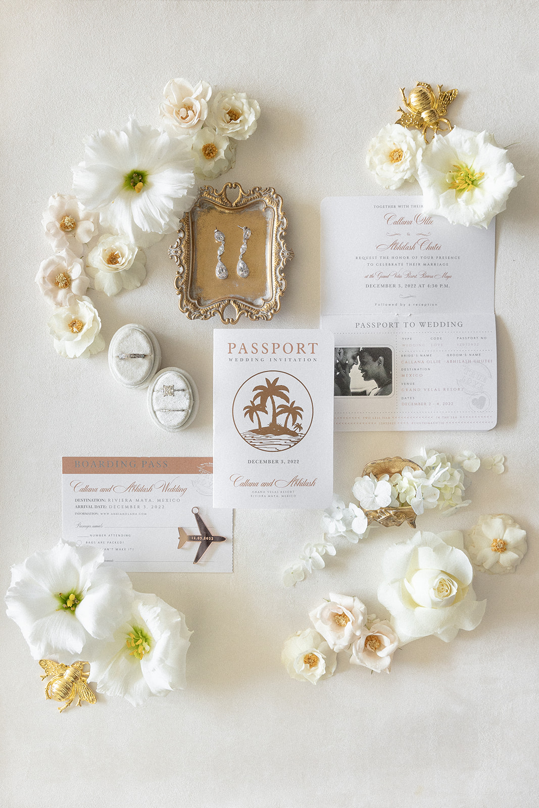 travel-inspired wedding invitations