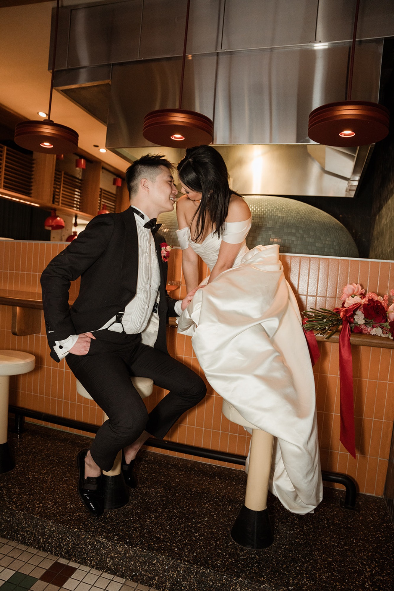 restaurant wedding portraits