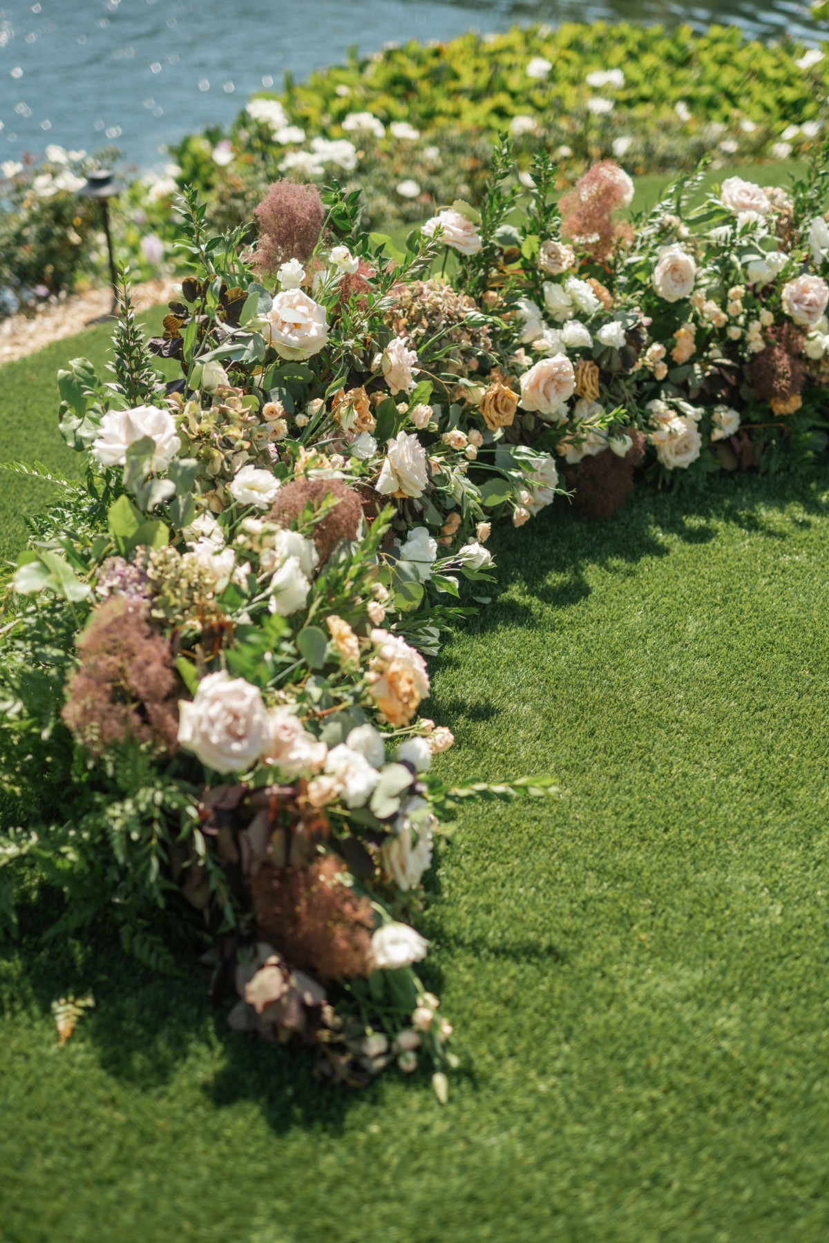 floor floral arch for wedding ceremony