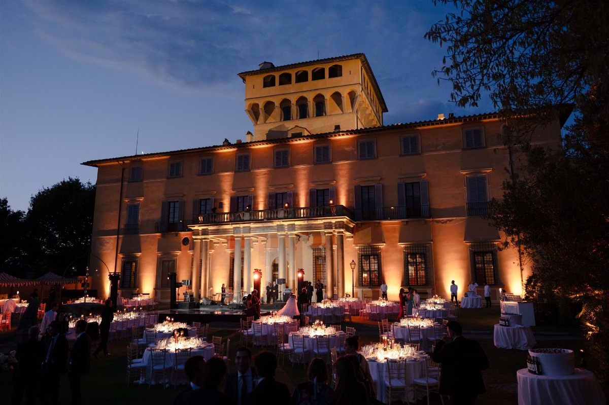 wedding reception outdoor uplighting