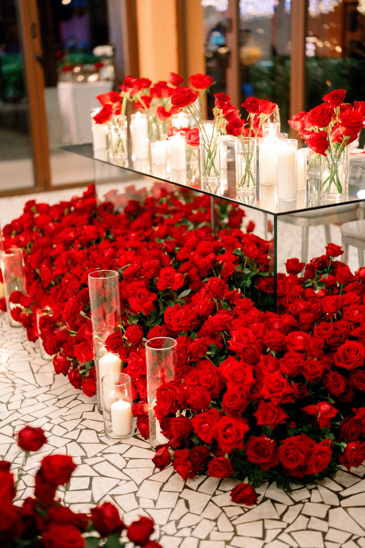 mirrored sweetheart table
