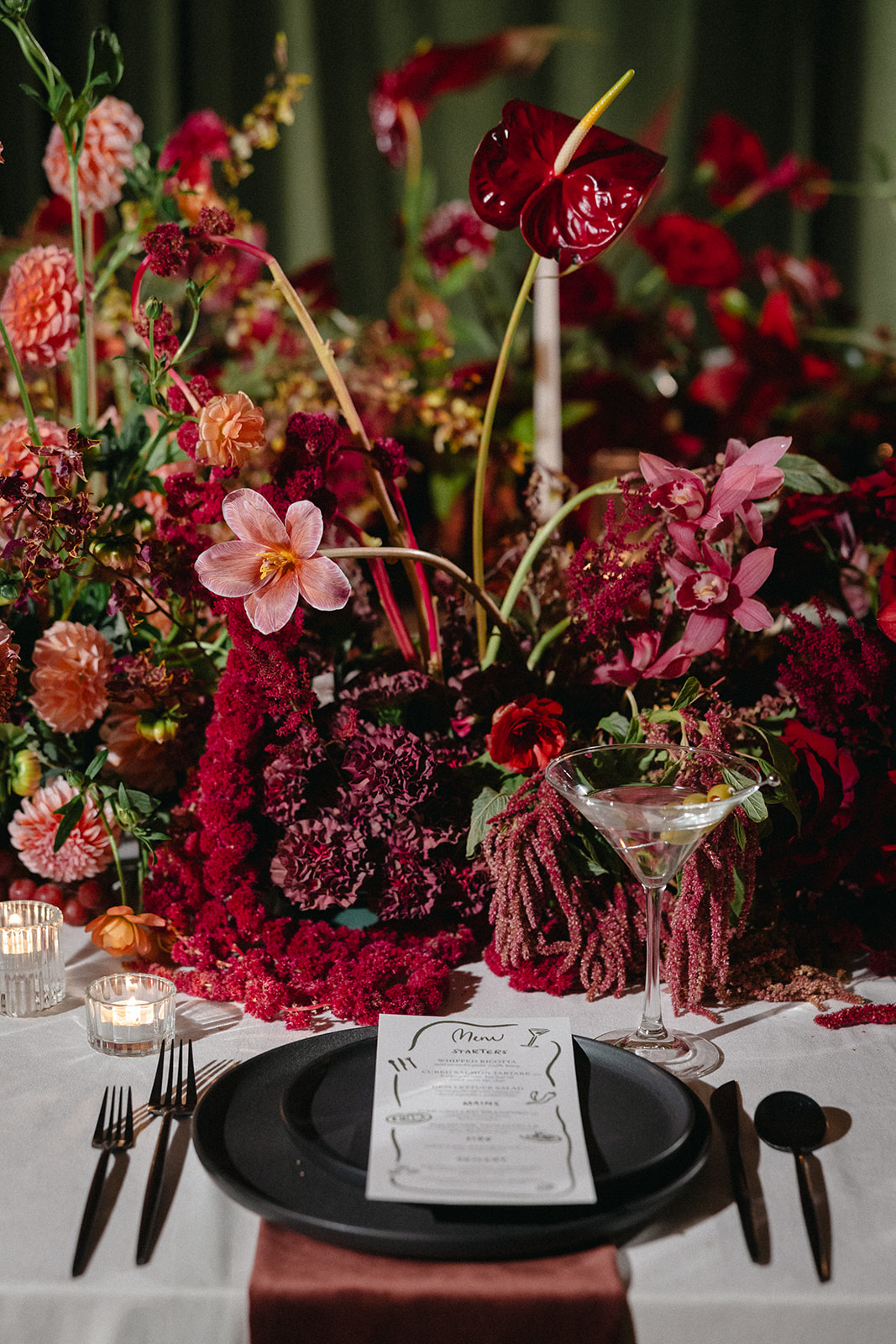 black and red wedding ideas