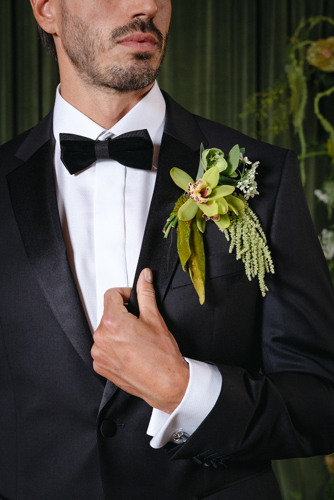 green exotic boutonnière ideas