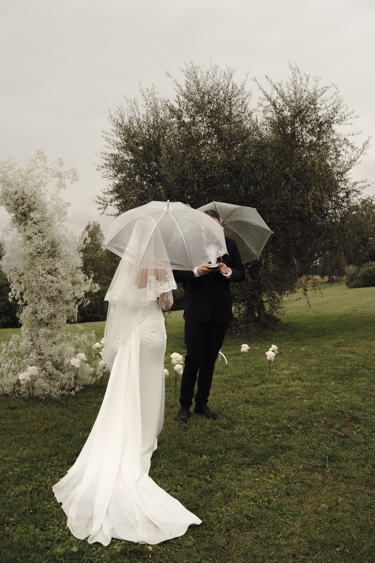 rainy wedding inspiration