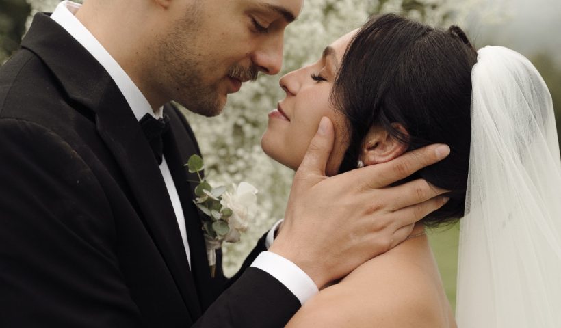 This rainy monochromatic wedding in tuscany is a mood