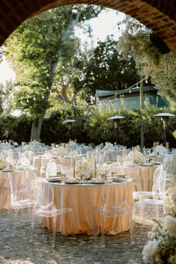 A Dreamy European-Inspired Wedding at Hummingbird Nest Ranch