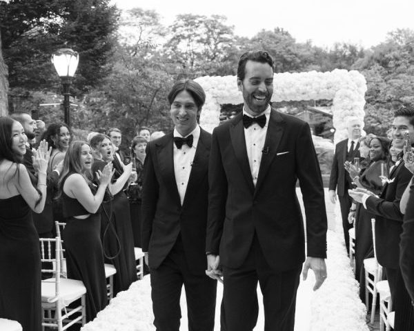 A Hydrangea-Infused Black Tie Wedding at Central Park Zoo