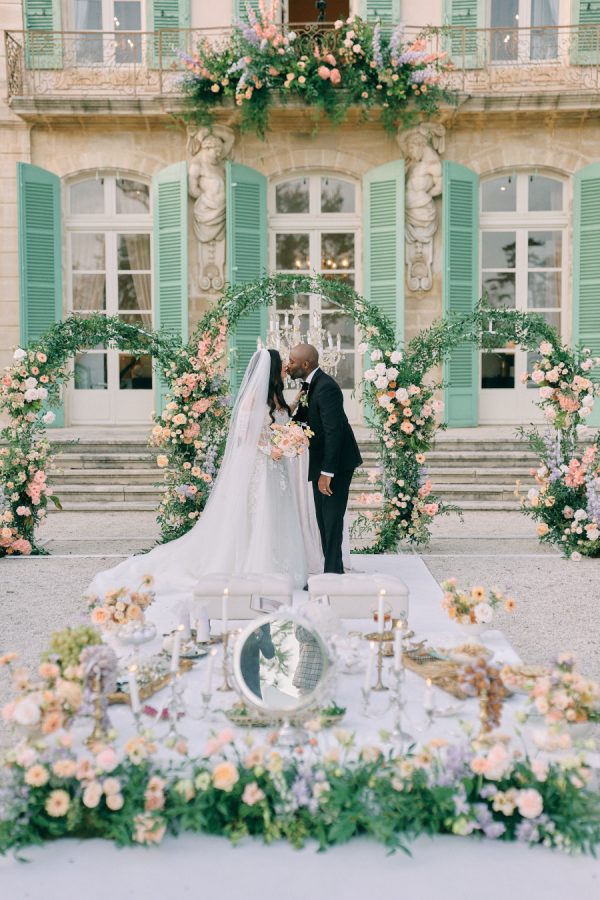 A Multicultural Celebration Set at the Romantic Château De Tourreau