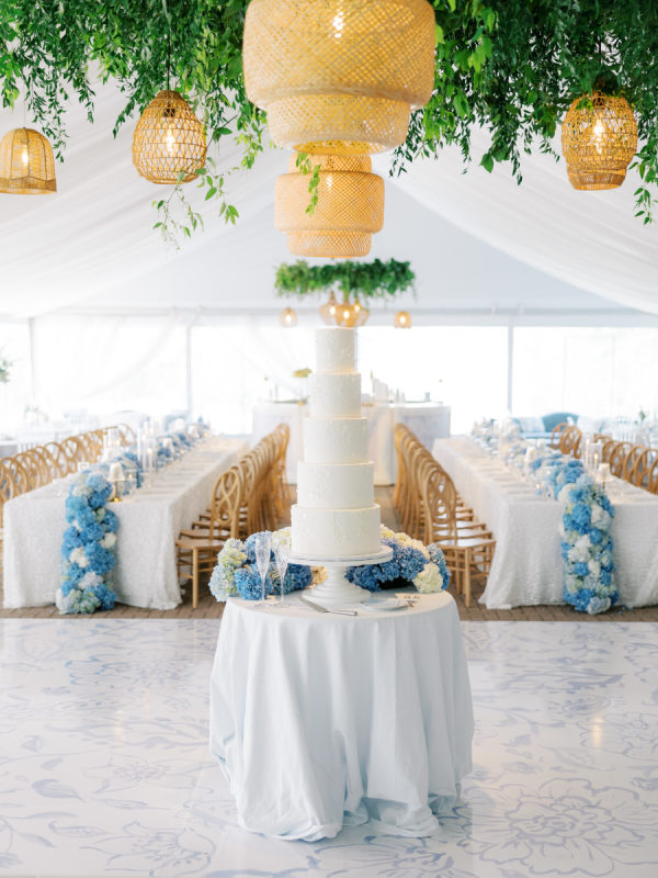A Summer Wedding at the Inn at Carnall Hall Inspired by a “Coastal Hamptons” Aesthetic