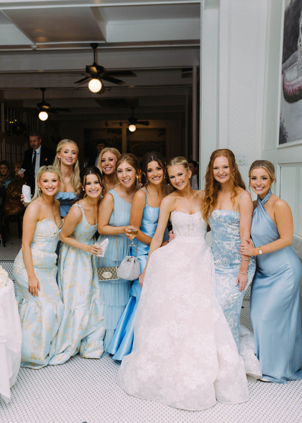 An Intimate, Fairy-Like Springtime Wedding at the Court of Two Sisters