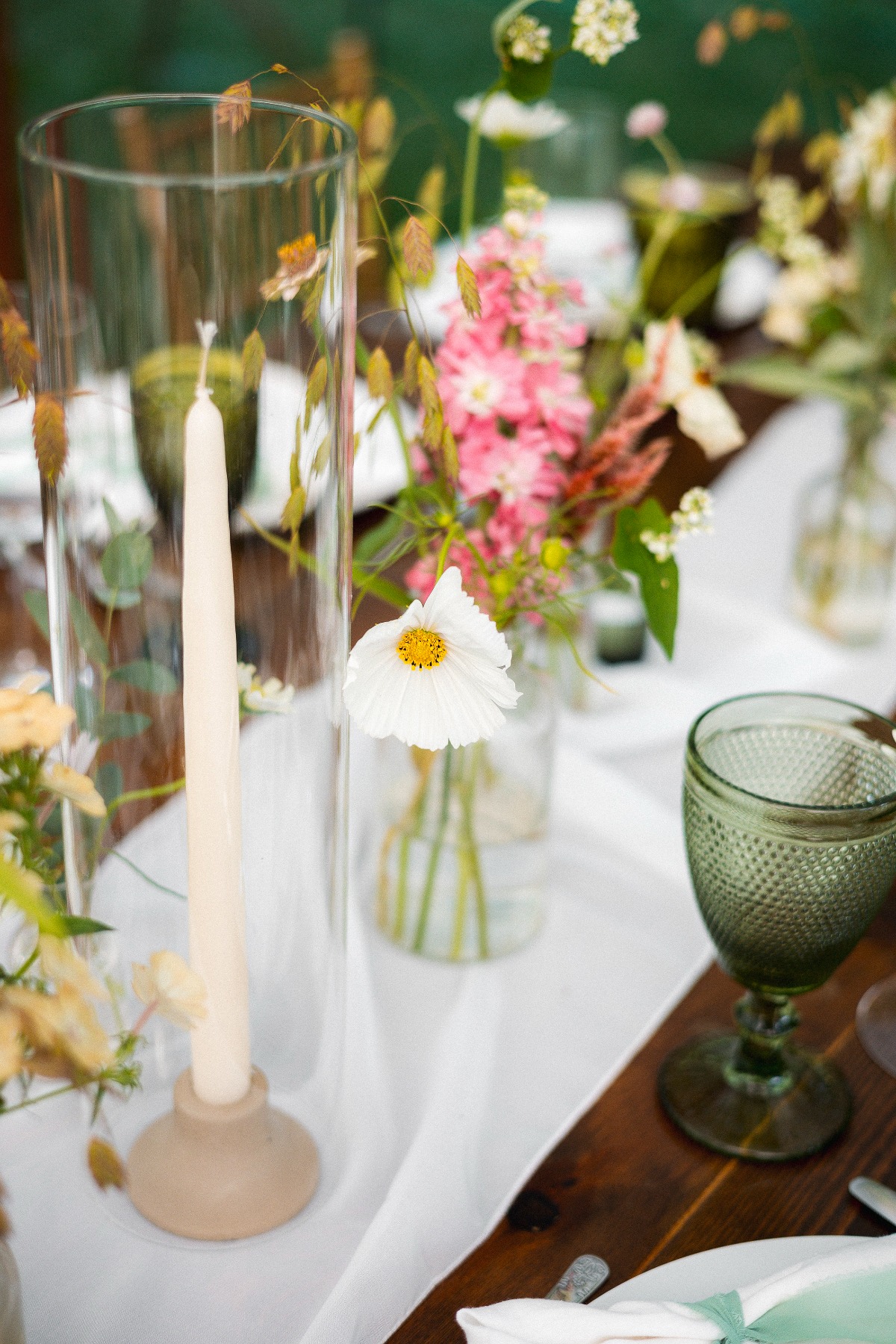 wildflower wedding arrangements