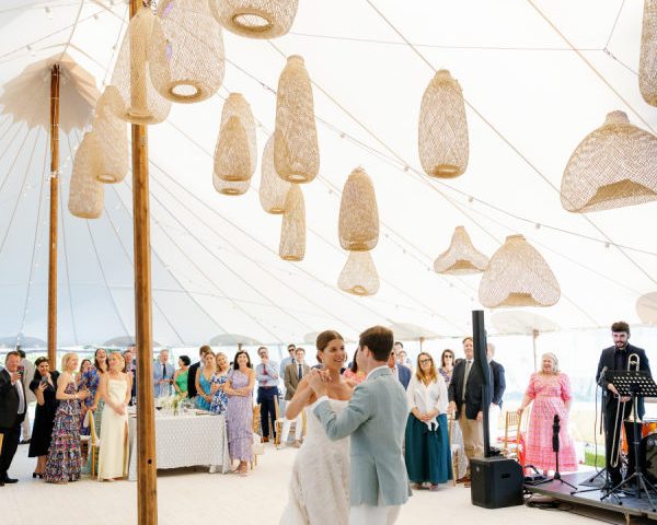 Celebrating the Natural Beauty of Martha’s Vineyard at This Effortless Spring Wedding