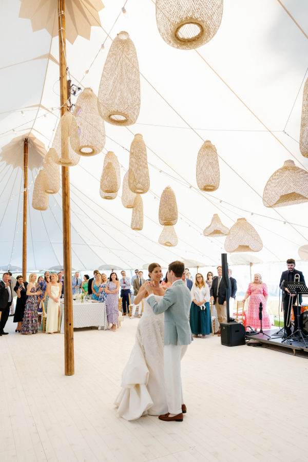 Celebrating the Natural Beauty of Martha’s Vineyard at This Effortless Spring Wedding
