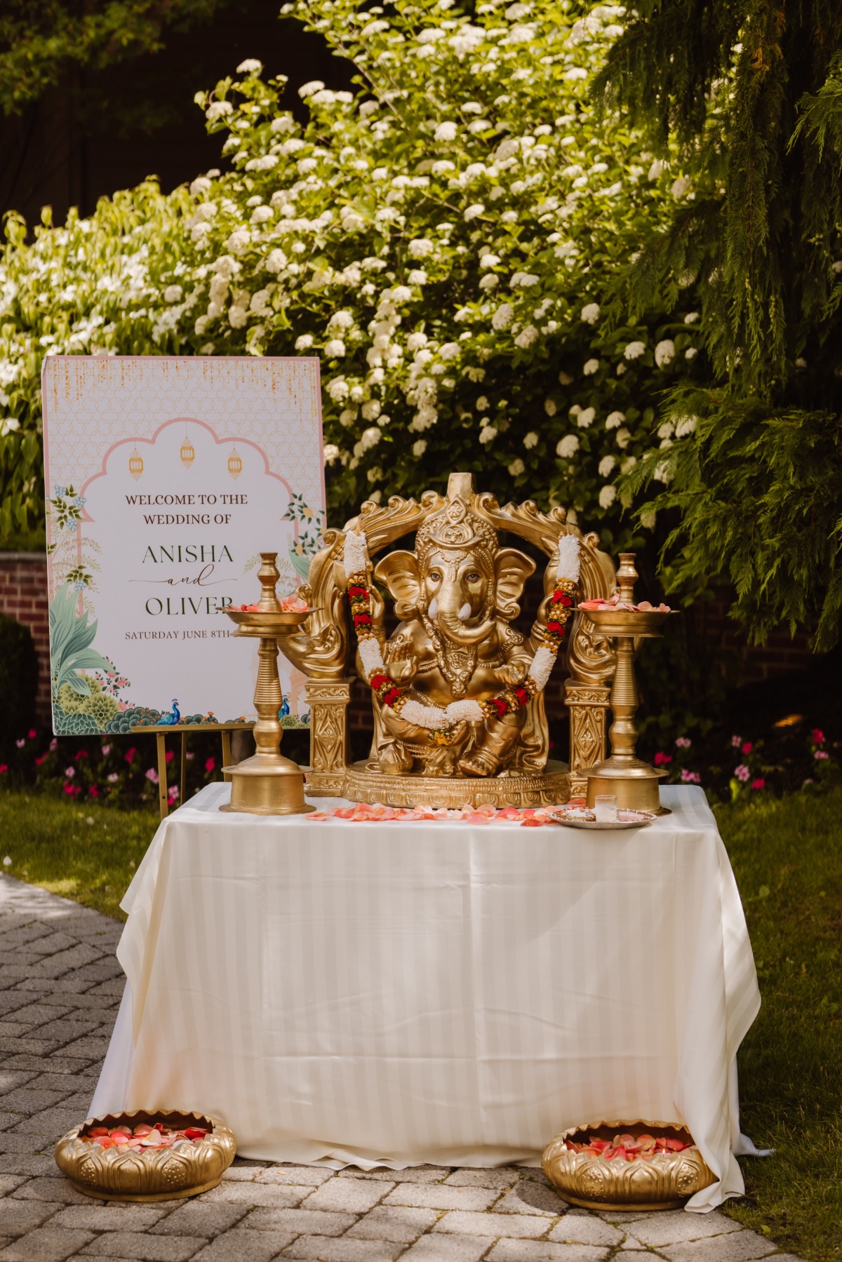 indian wedding welcome sign ideas
