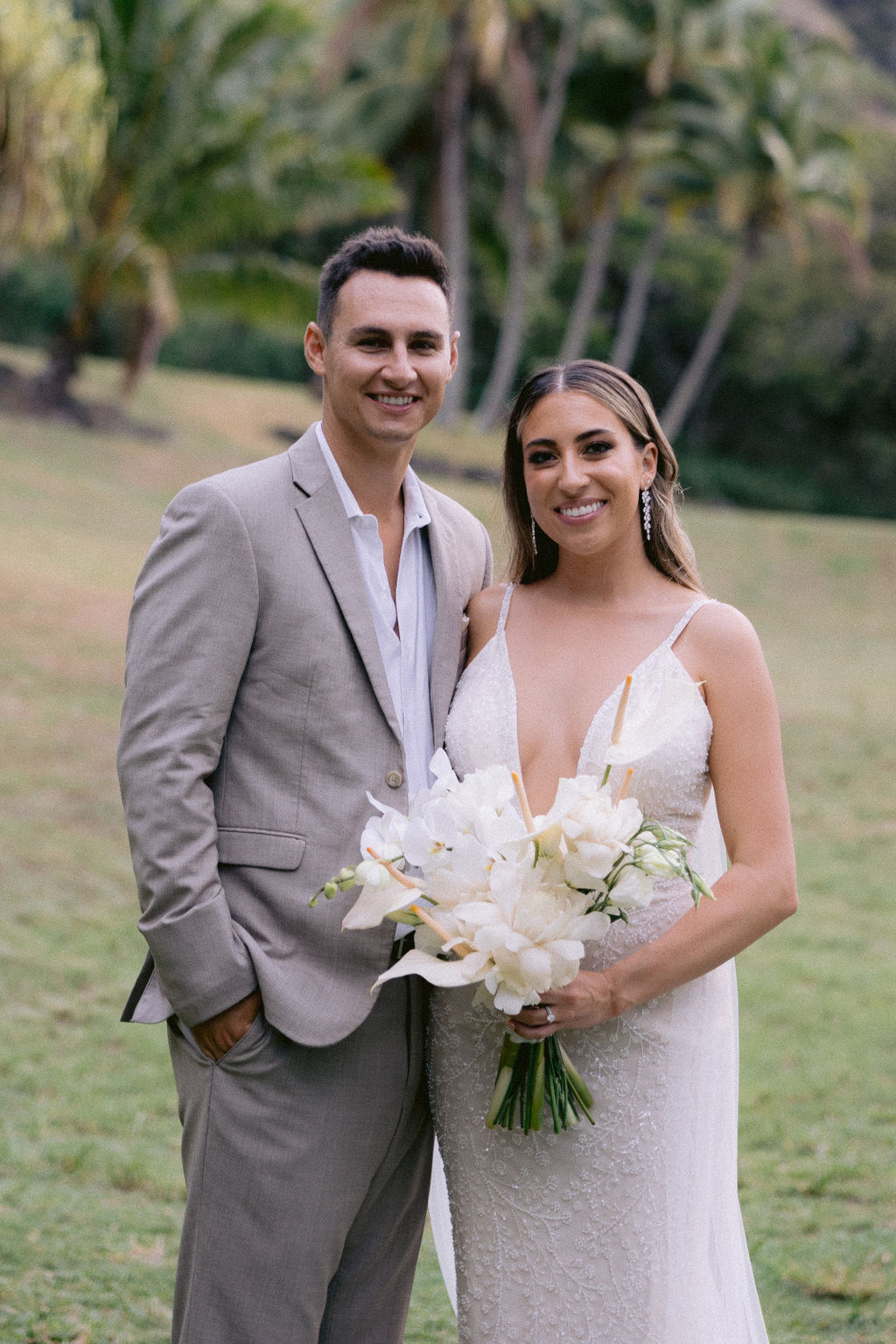 what to wear to my tropical wedding