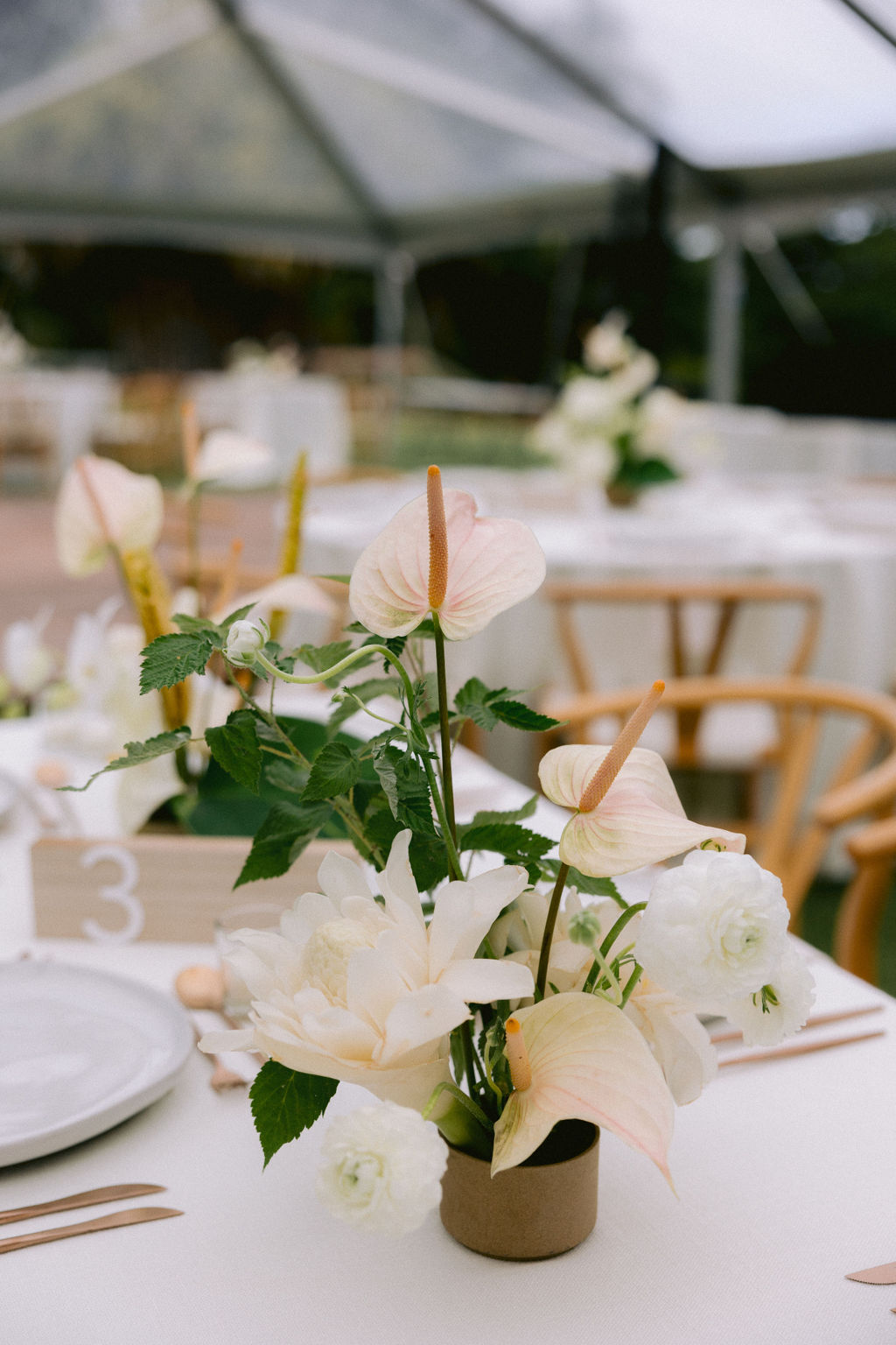 white lily floral arrangements for wedding