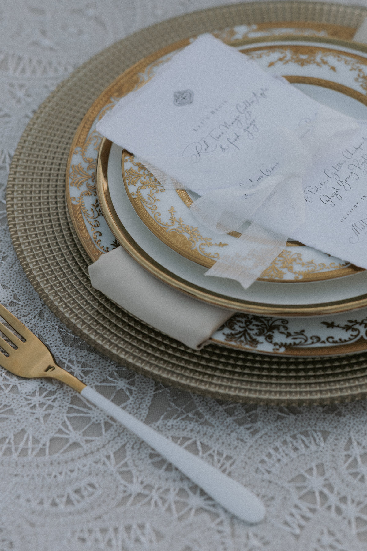 gilded wedding tablescape ideas