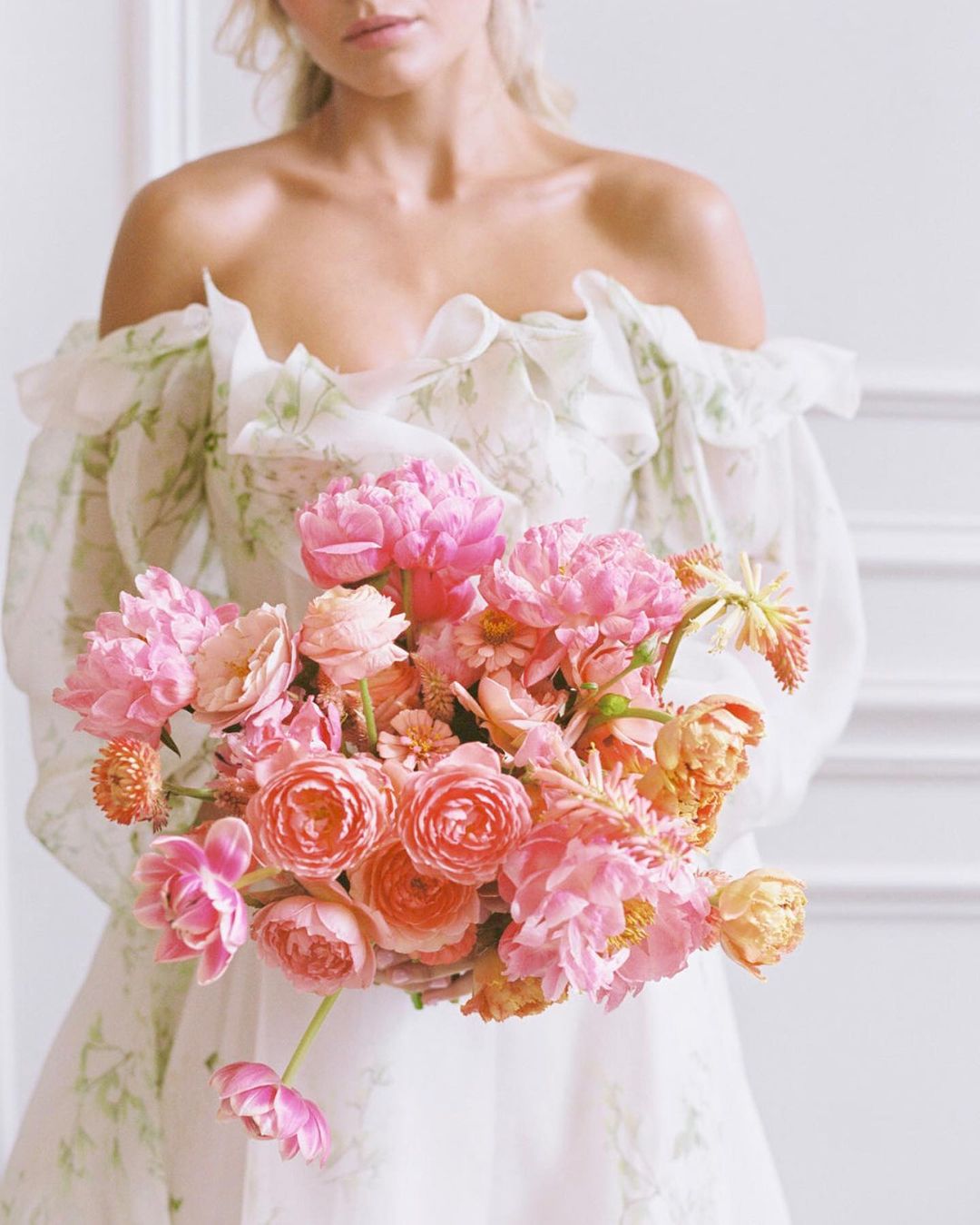Vivid Summer Bouquets Bright Wedding Palettes