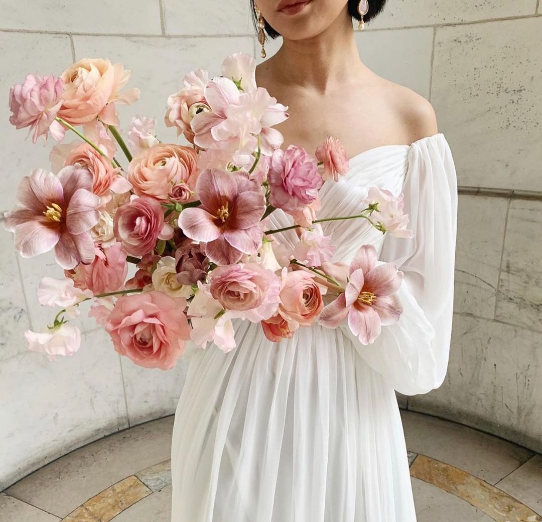 These 50 Summer Bridal Bouquets Have Big Main Character Energy