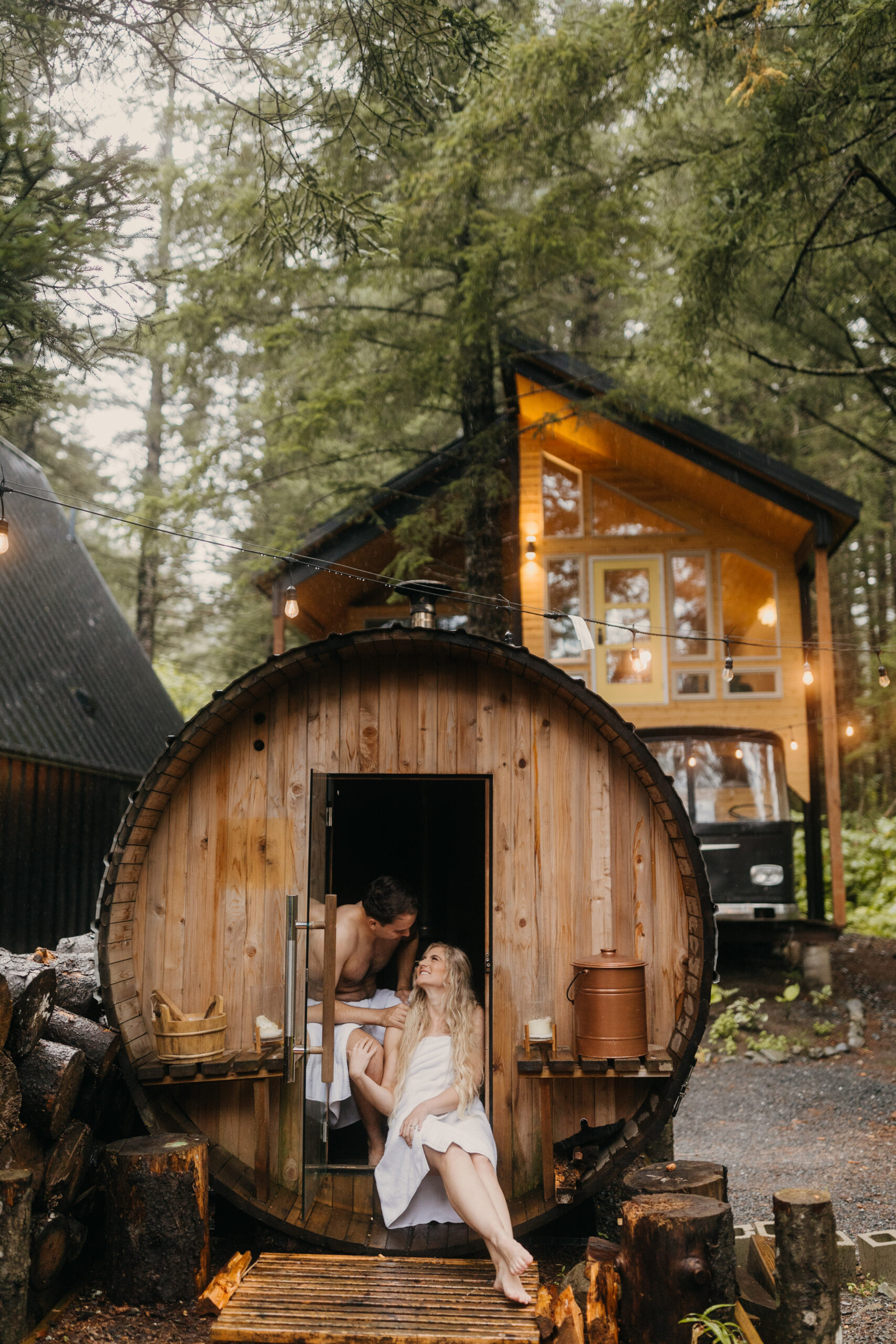Alaska Elopement Photographer