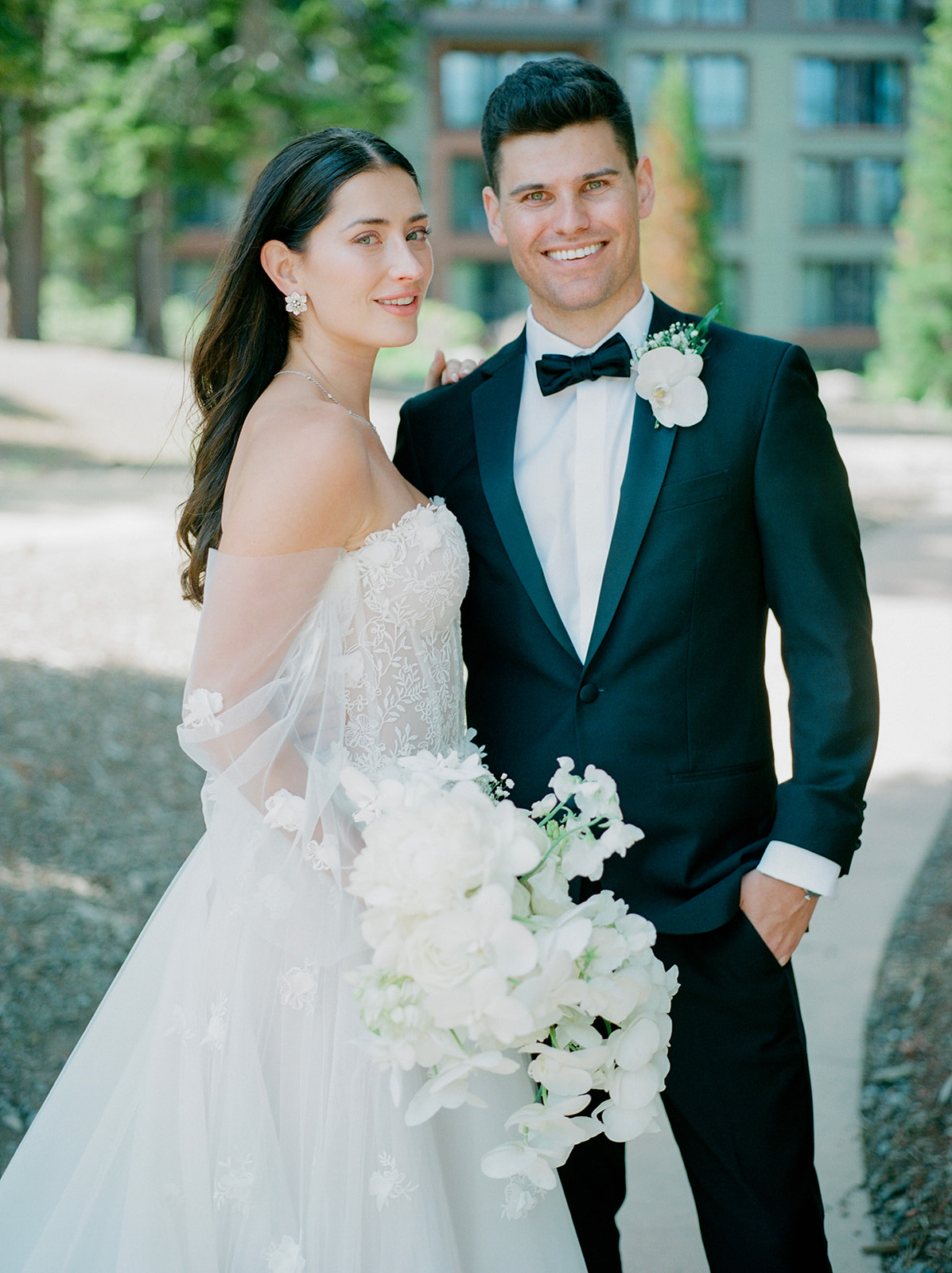 bride and groom portrait ideas