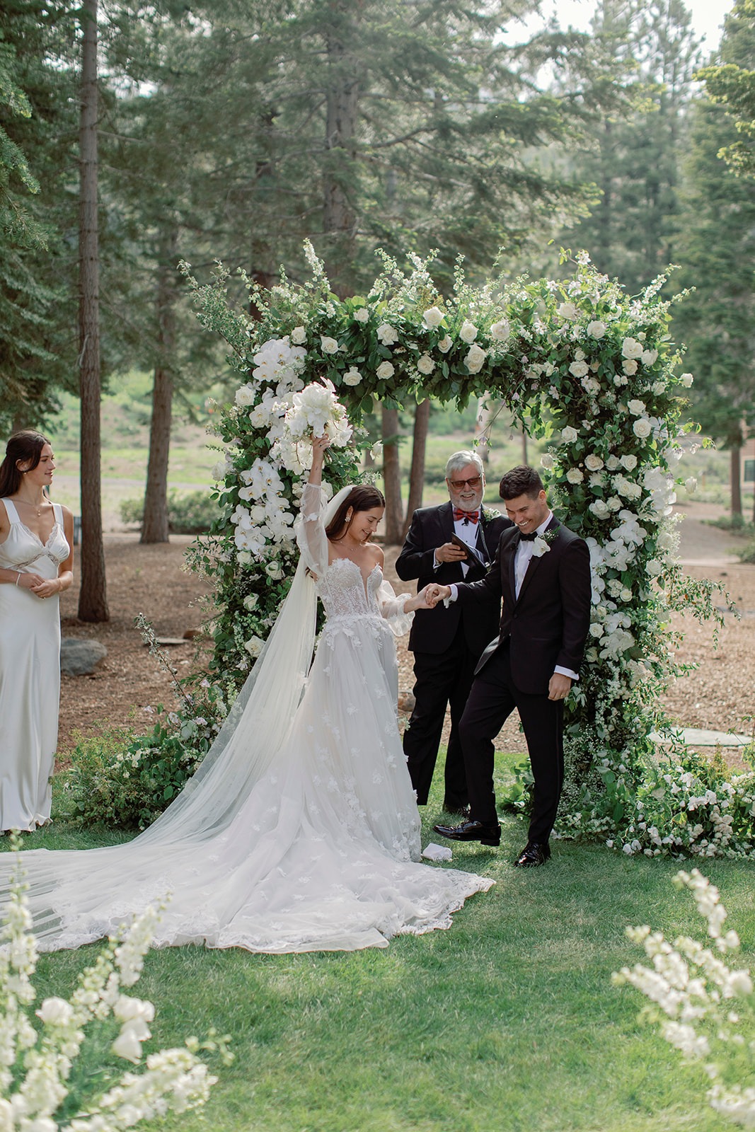 just married photo ideas