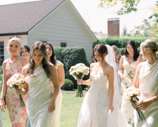 A Chic and Timeless Wedding Set at the Golf Club They Both Grew Up On