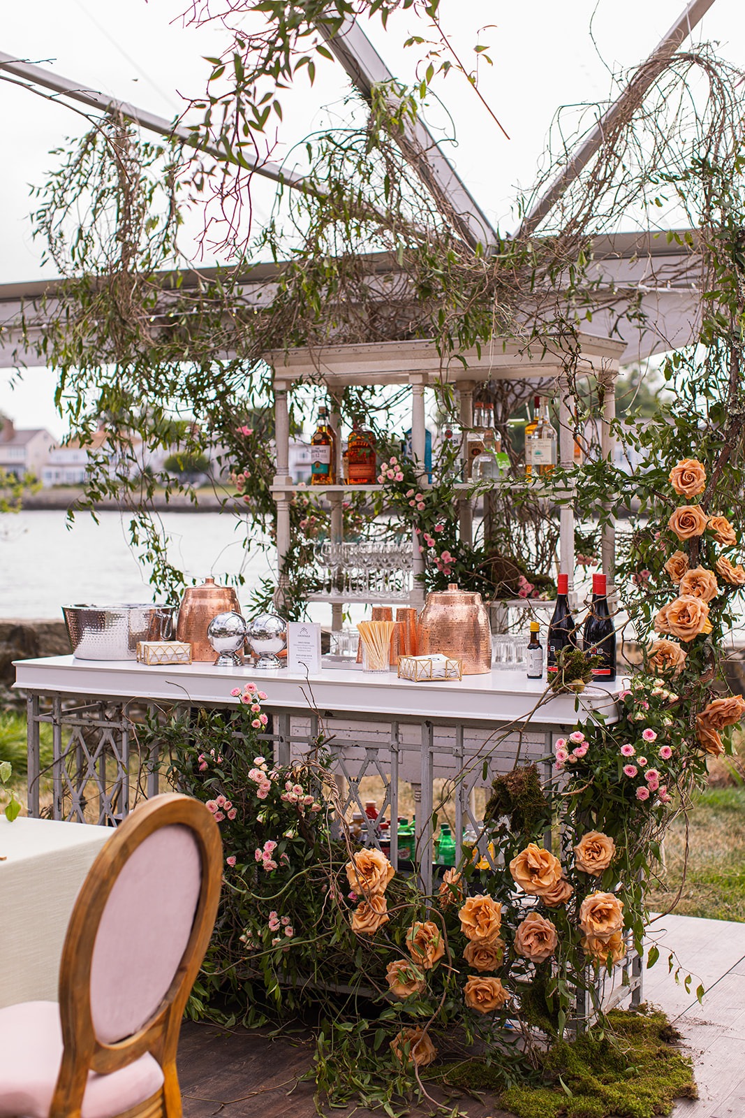 garden-inspired wedding bar