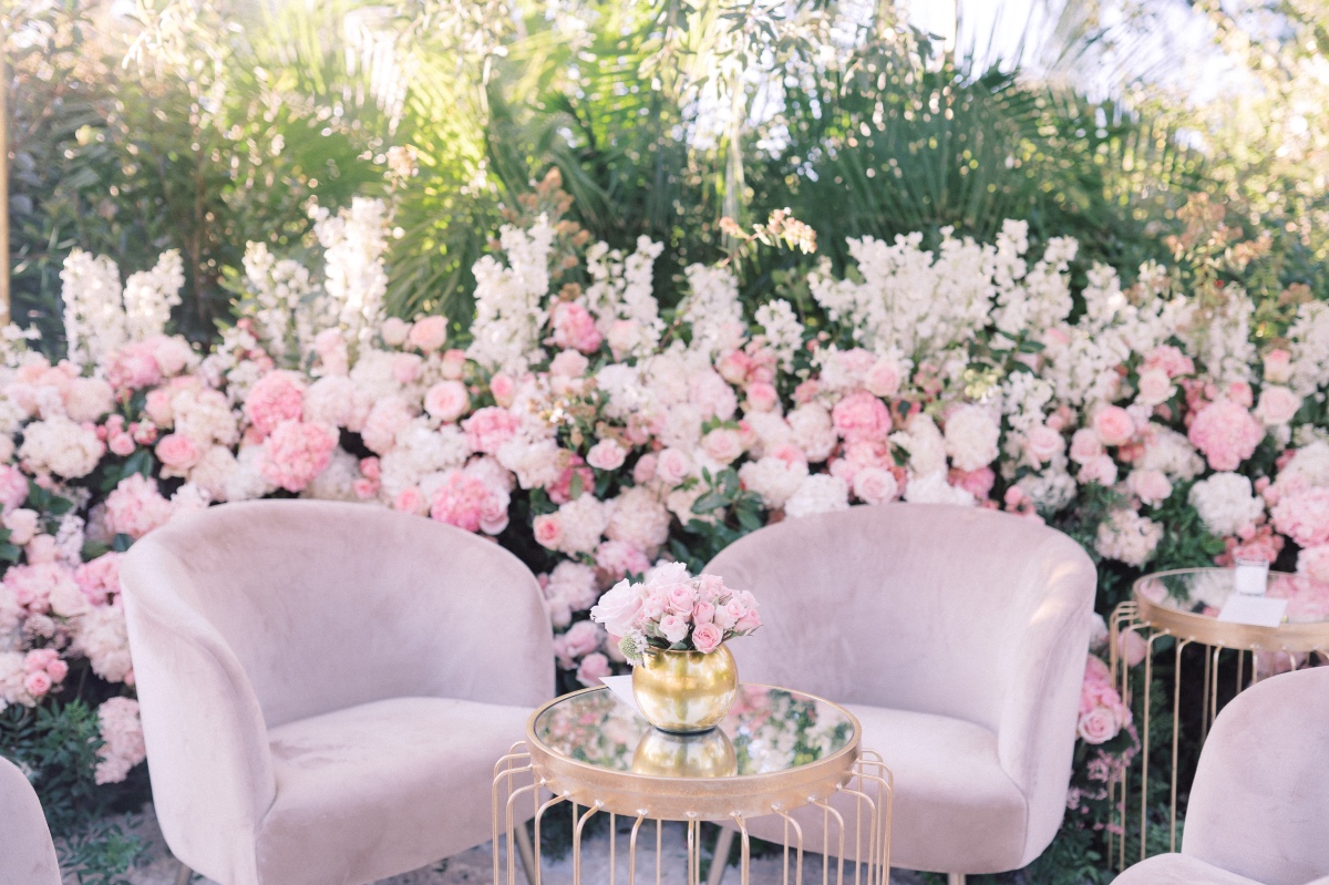 blush velvet lounge ideas for wedding