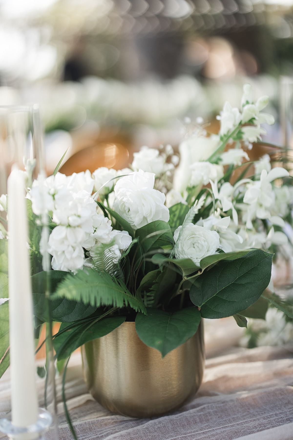tropical white wedding flowers