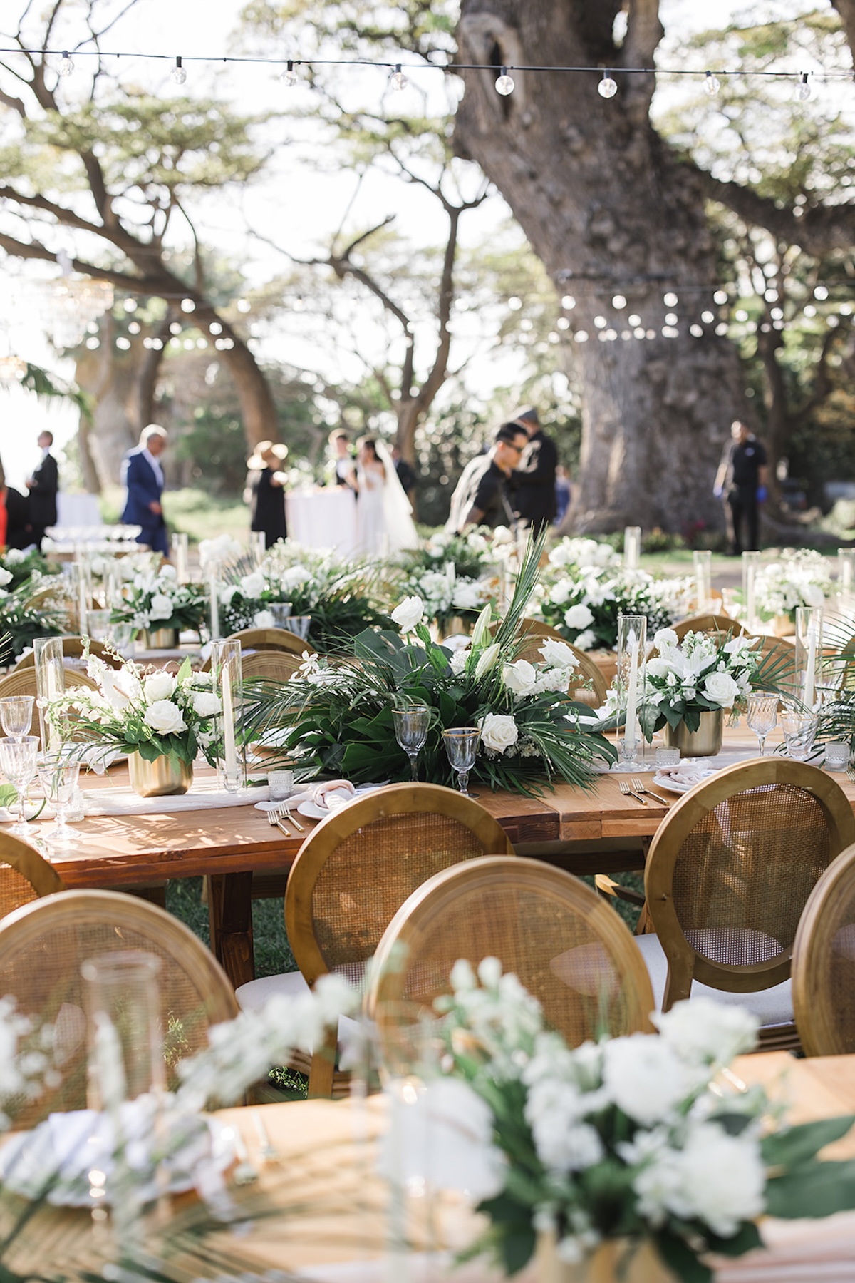 tropical wedding reception ideas