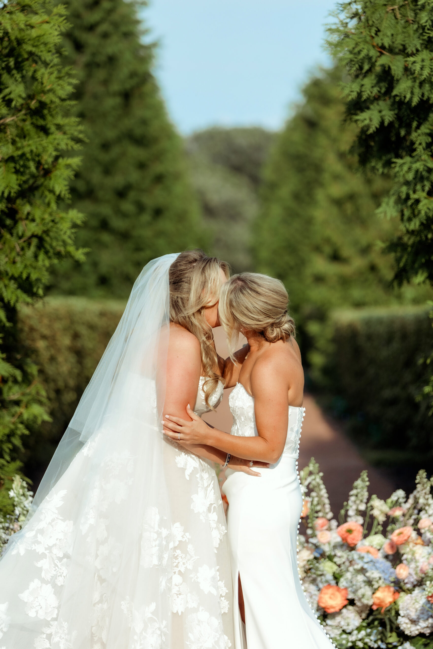 Katie + Maja