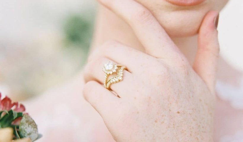 How to Decide on the Perfect Wedding Color Palette for You