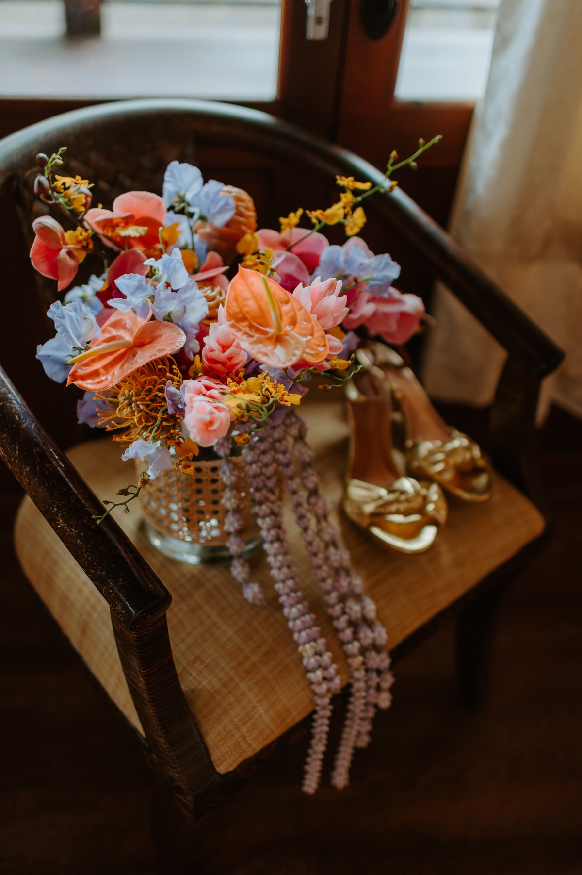 Old Hollywood met Old Hawaiian style for this vintage island wedding