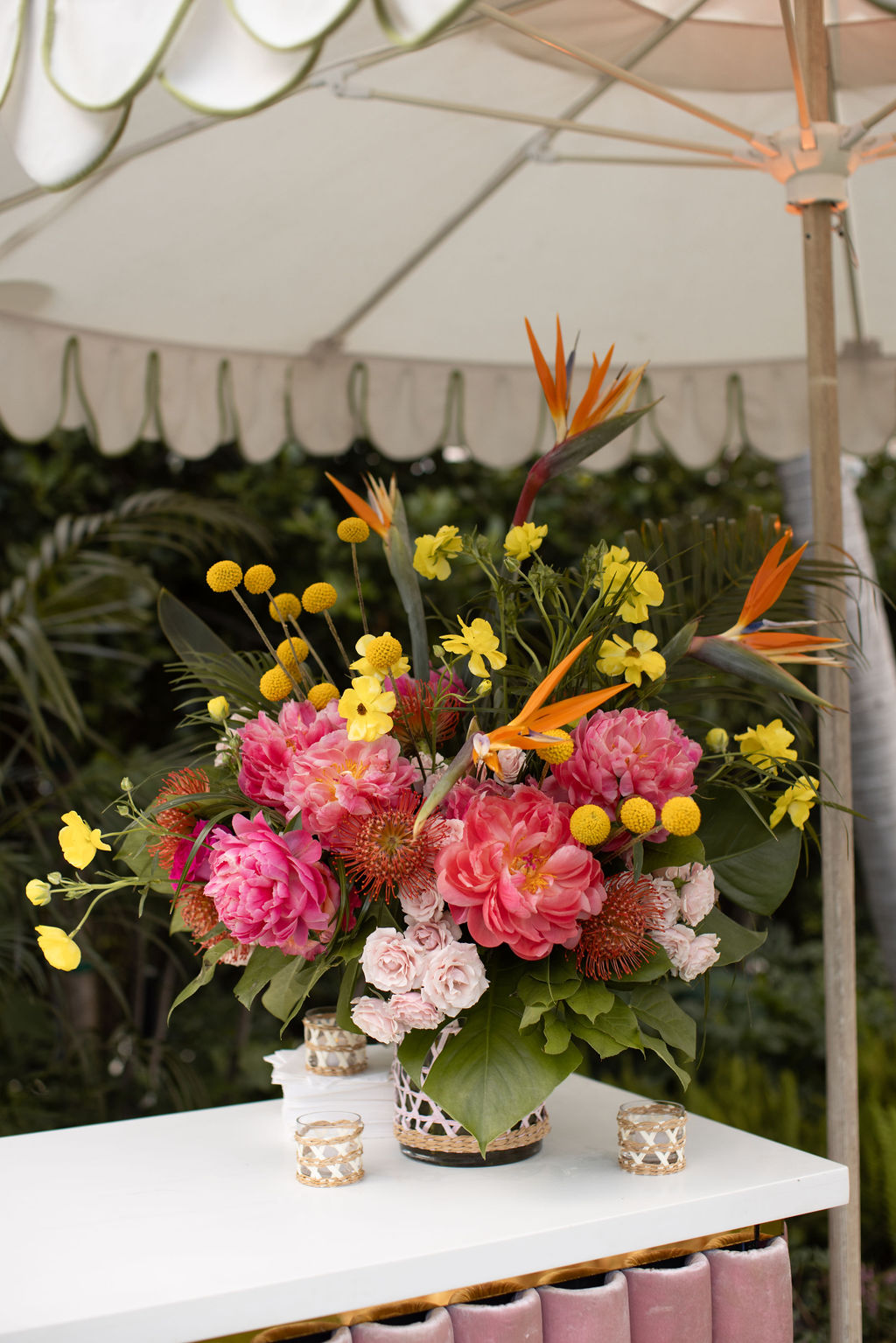 tropical wedding flowers